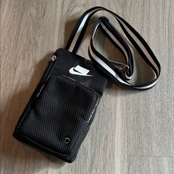Nike Handbags - Nike Black Crossbody Bag